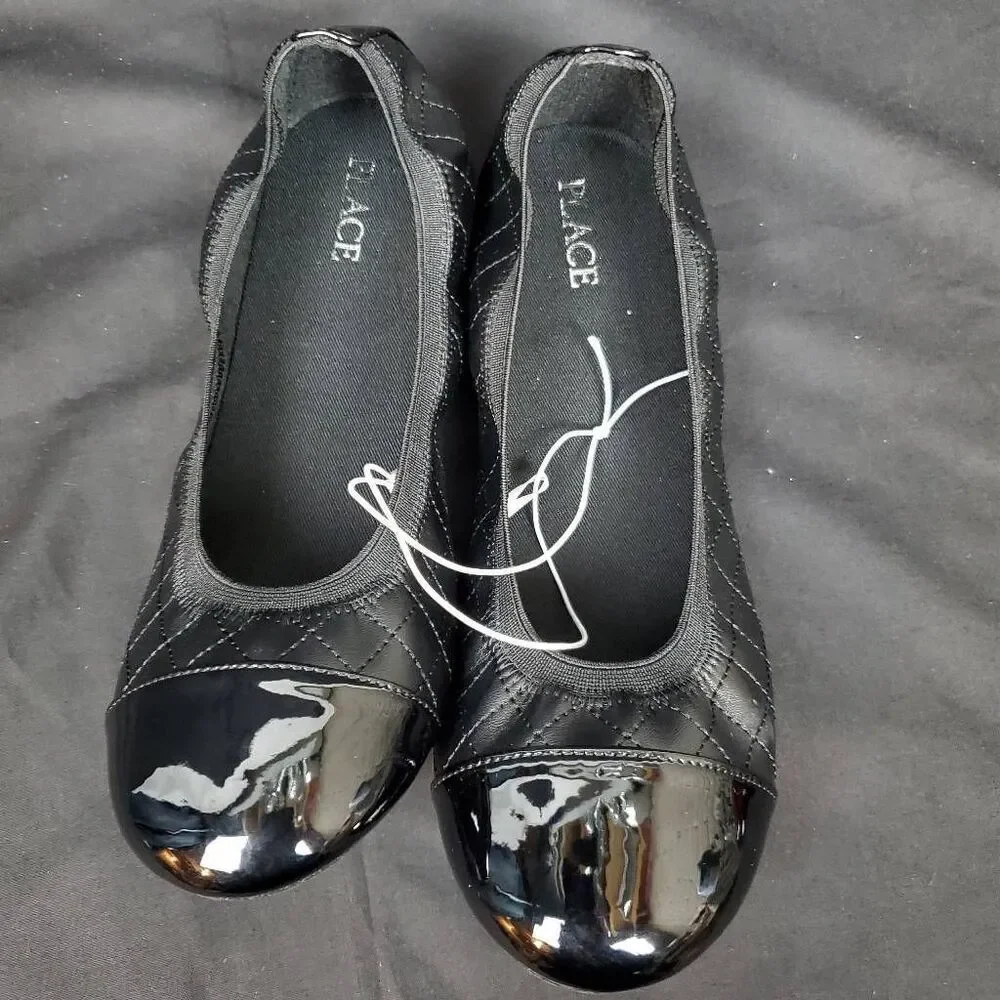 The Children's Place Black Quilted Patent Cap-Toe Ballet Flats - Girls